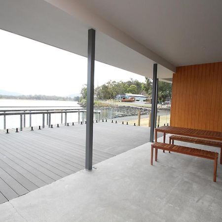 Waterfront Apartments Devonport Esterno foto