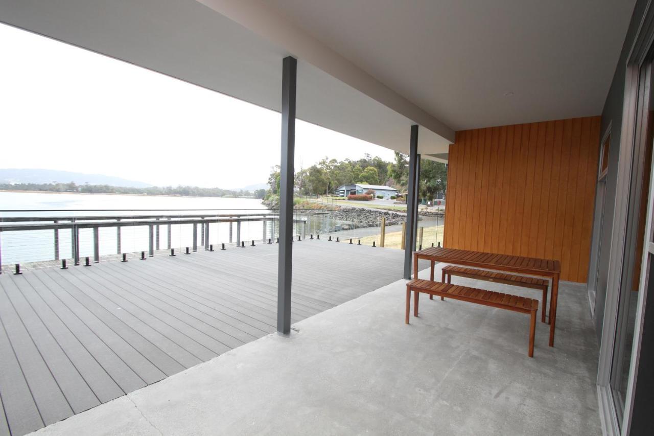 Waterfront Apartments Devonport Esterno foto
