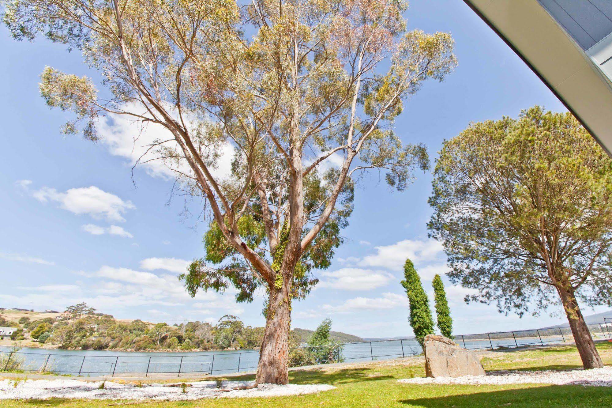 Waterfront Apartments Devonport Esterno foto